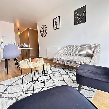 Venise Centre 4 Parking Apartment *